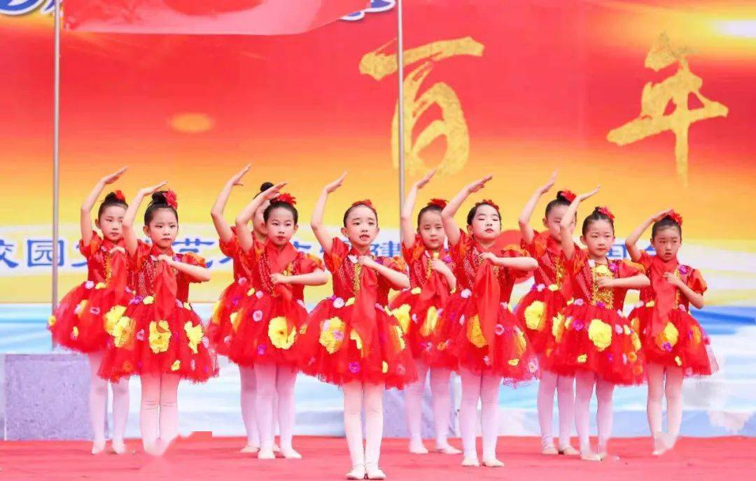 4949澳门天彩艺术全年免费资料|精选解释解析落实