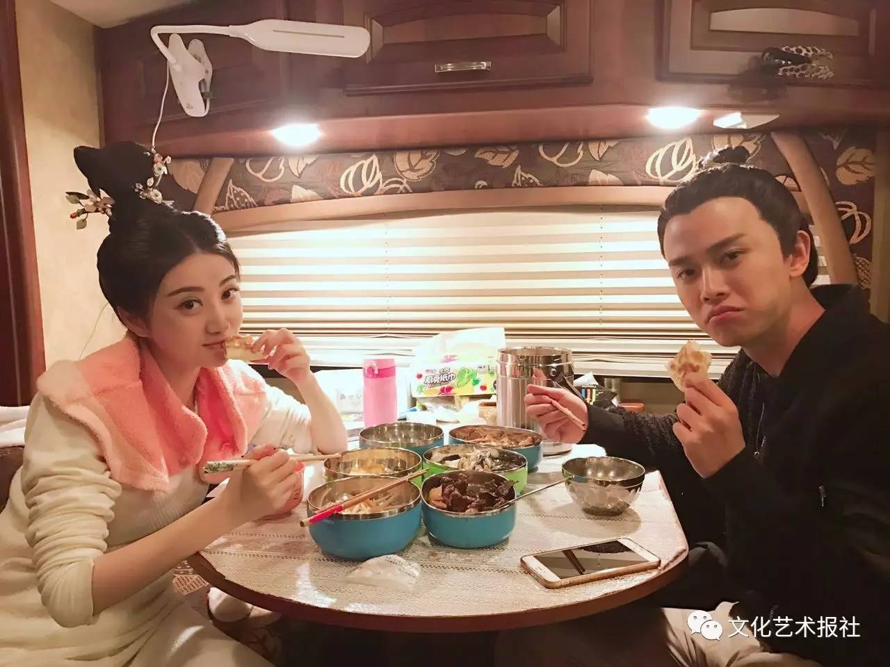 景甜和任嘉伦最新动态