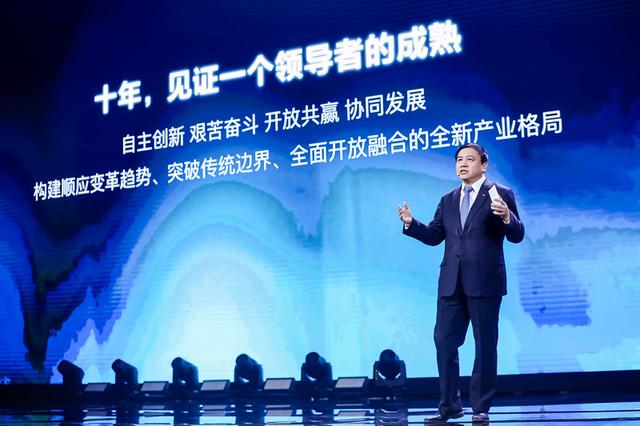 2025新澳门特马今晚开什么,探索未来之门，新澳门特马今晚的开奖奥秘与机遇