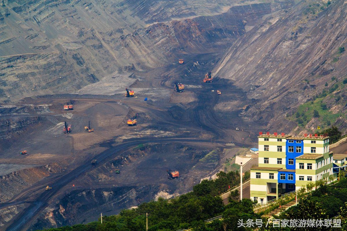 2025年新澳门开采结果,2025年新澳门开采结果，揭示未来的繁荣与机遇