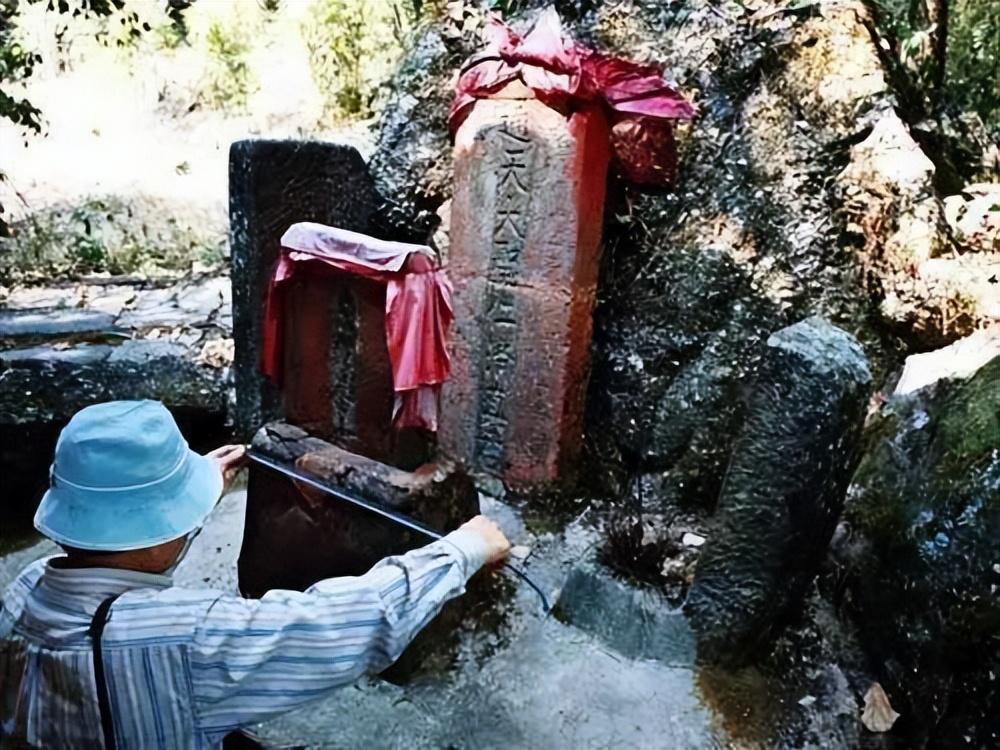 黄大仙免费论坛资料精准,黄大仙免费论坛资料精准，探索预测与信仰的交汇点