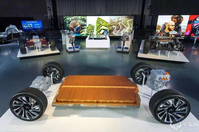 2025年正版资料免费,迈向2025年，正版资料的免费共享时代